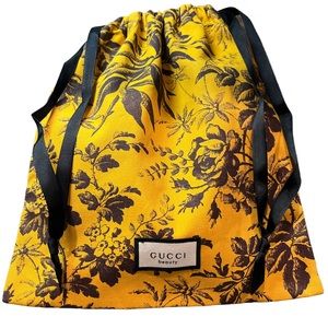 Gucci Beauty Drawstring Bag
